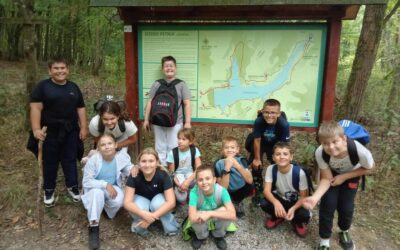 “MALI ISTRAŽIVAČI” POSJETILI JEZERO PETNJA